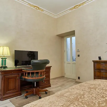 Presidential Royal Apartment